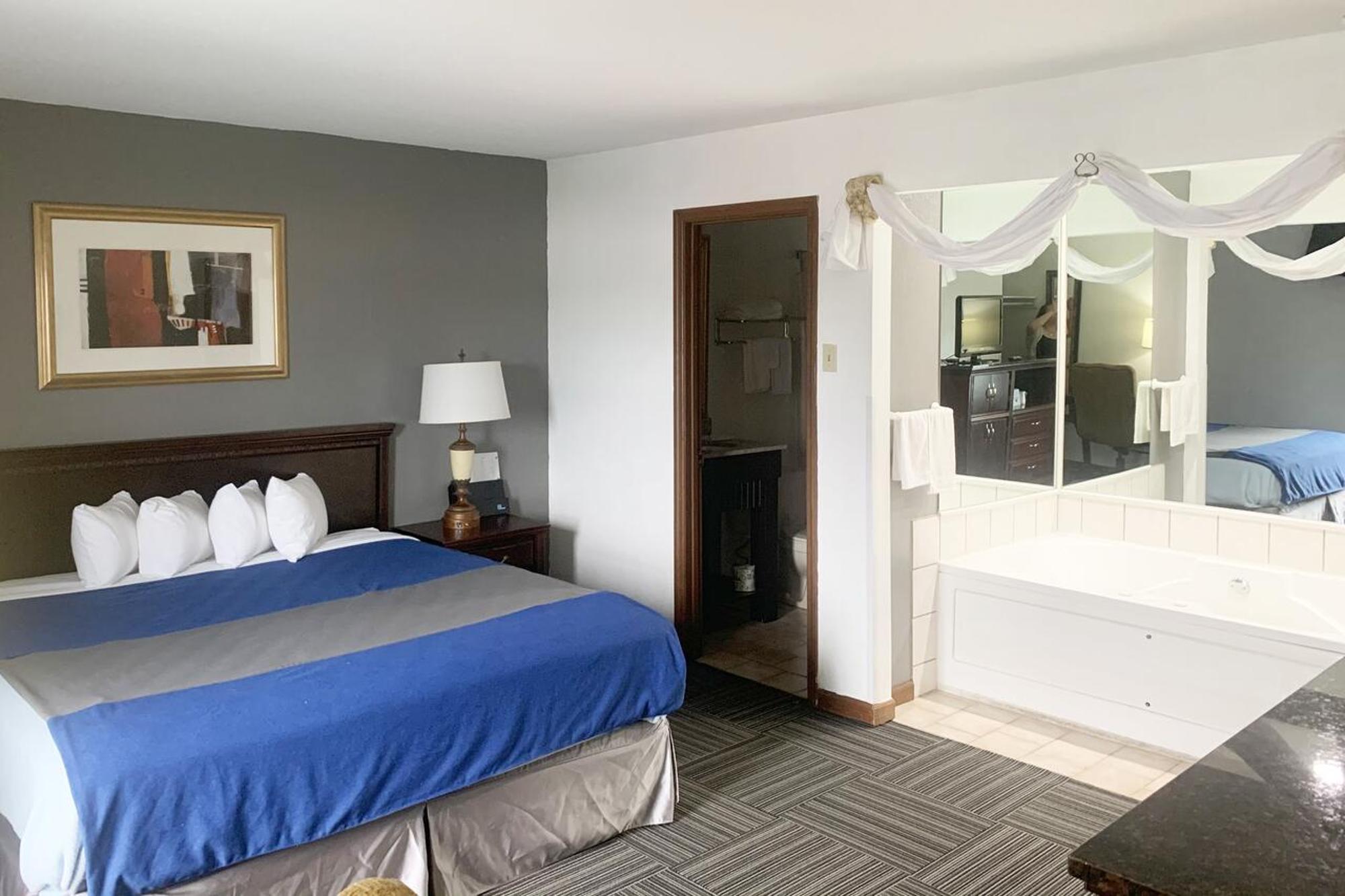 Lakeview Hotel 2*