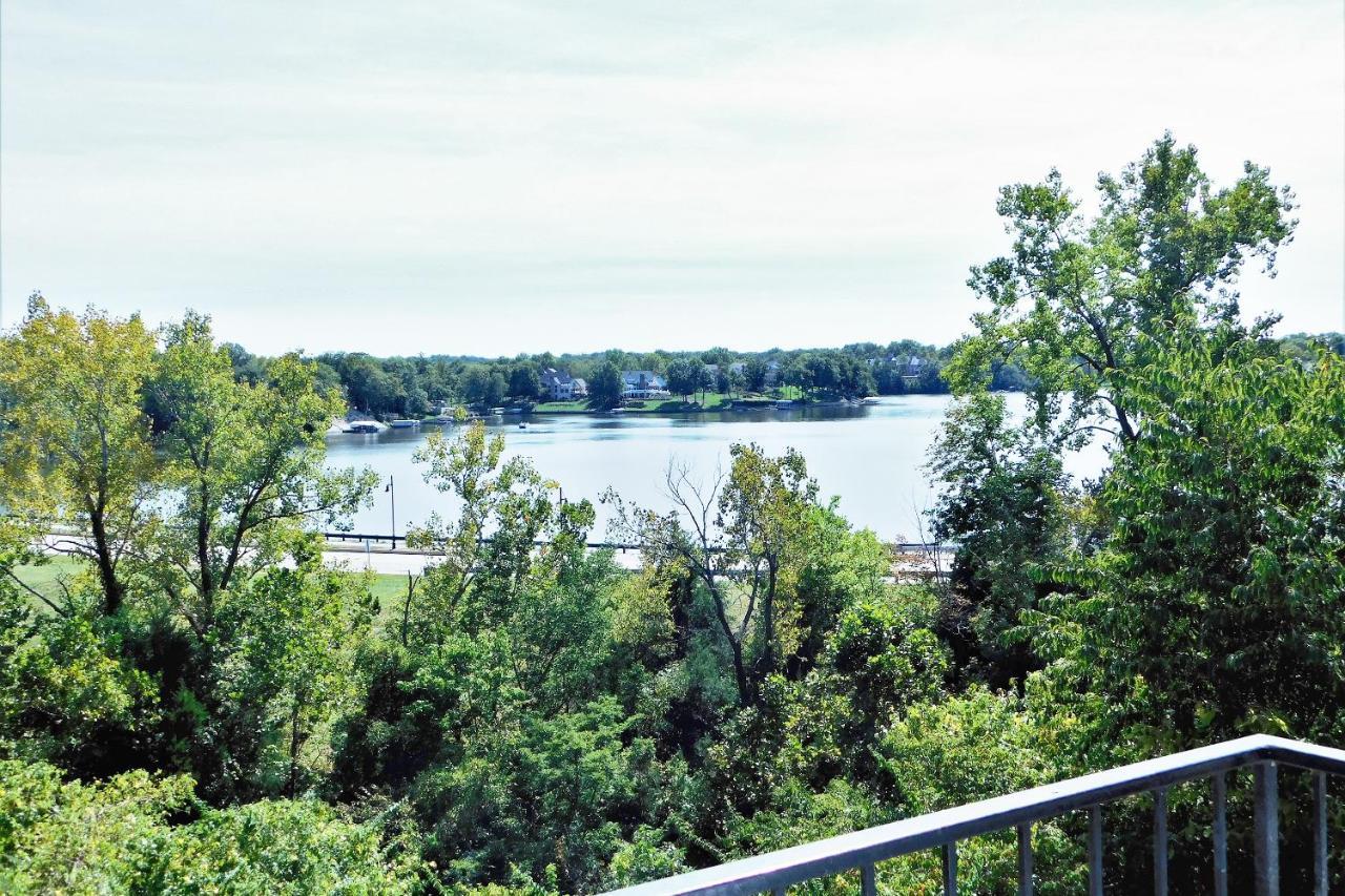 Lakeview Lake St. Louis